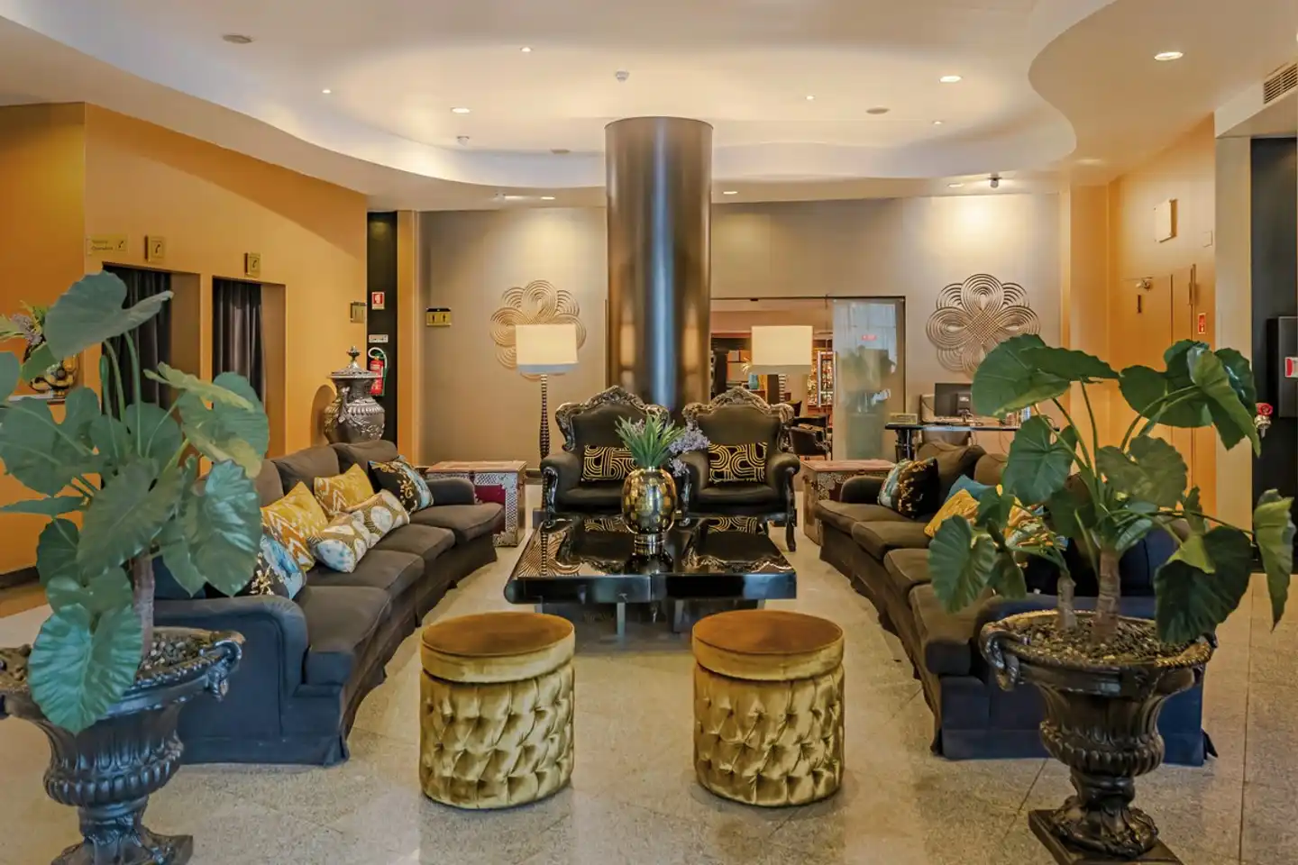 Hotel Mundial Lobby