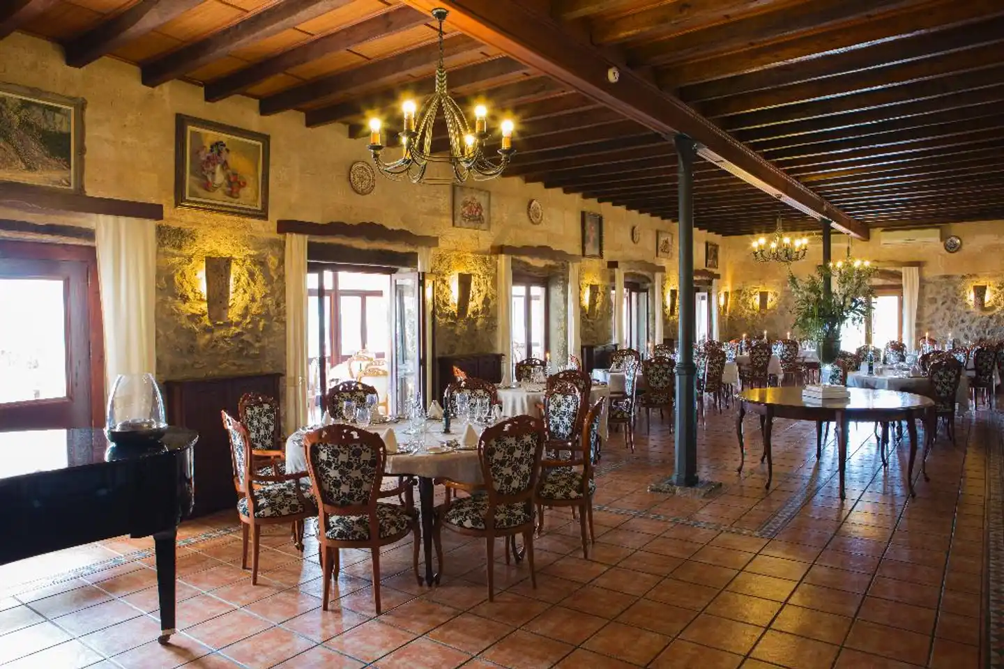 Rural Monnaber Nou & Spa Restaurant
