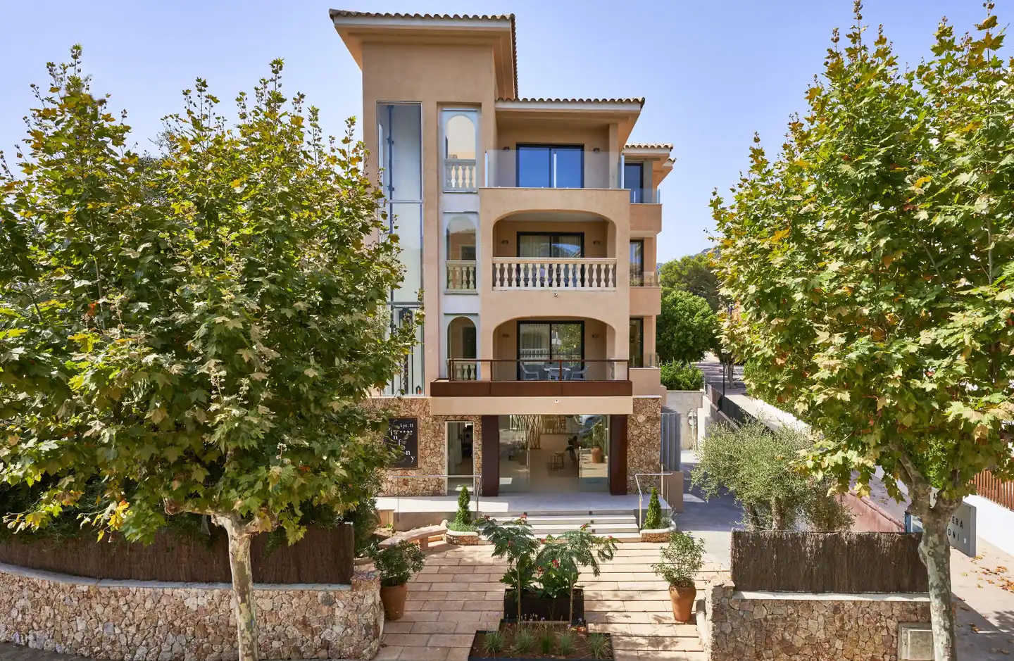 Apartamentos Sinfony Aussenansicht