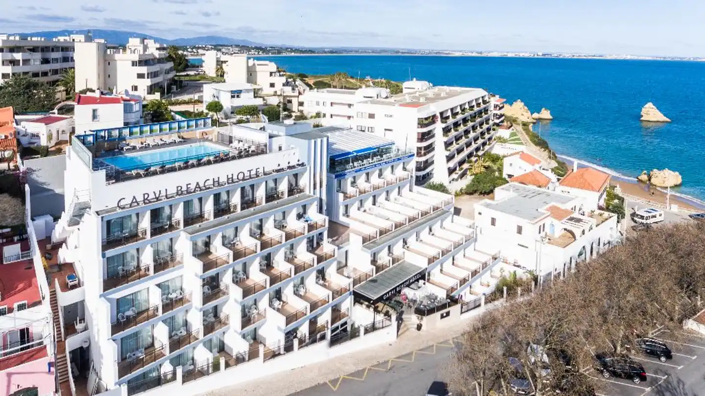Carvi Beach Hotel Aussenansicht
