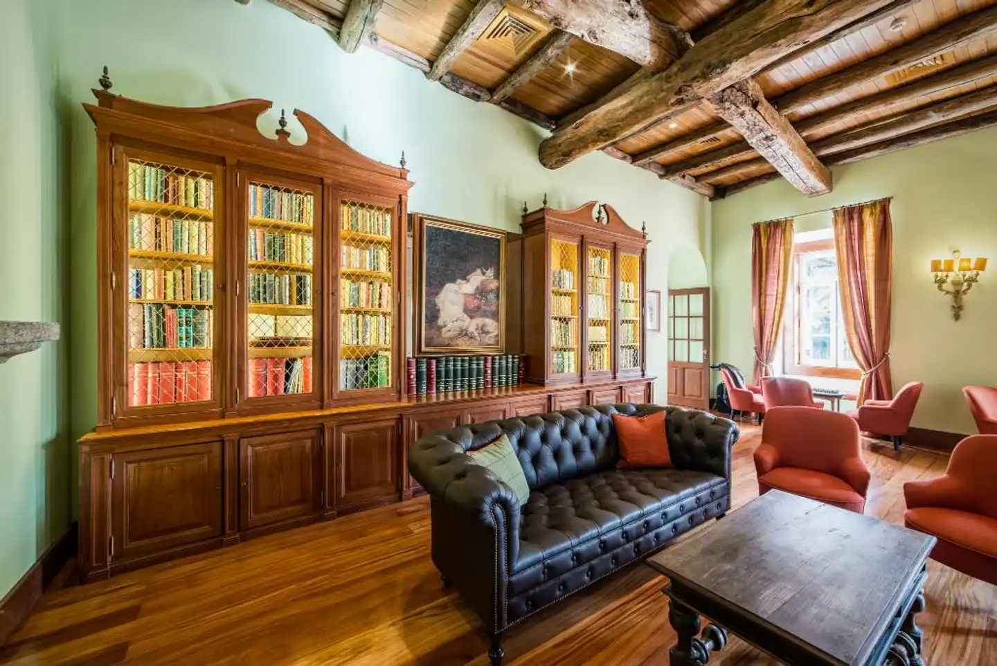 The Vintage House Douro Lobby