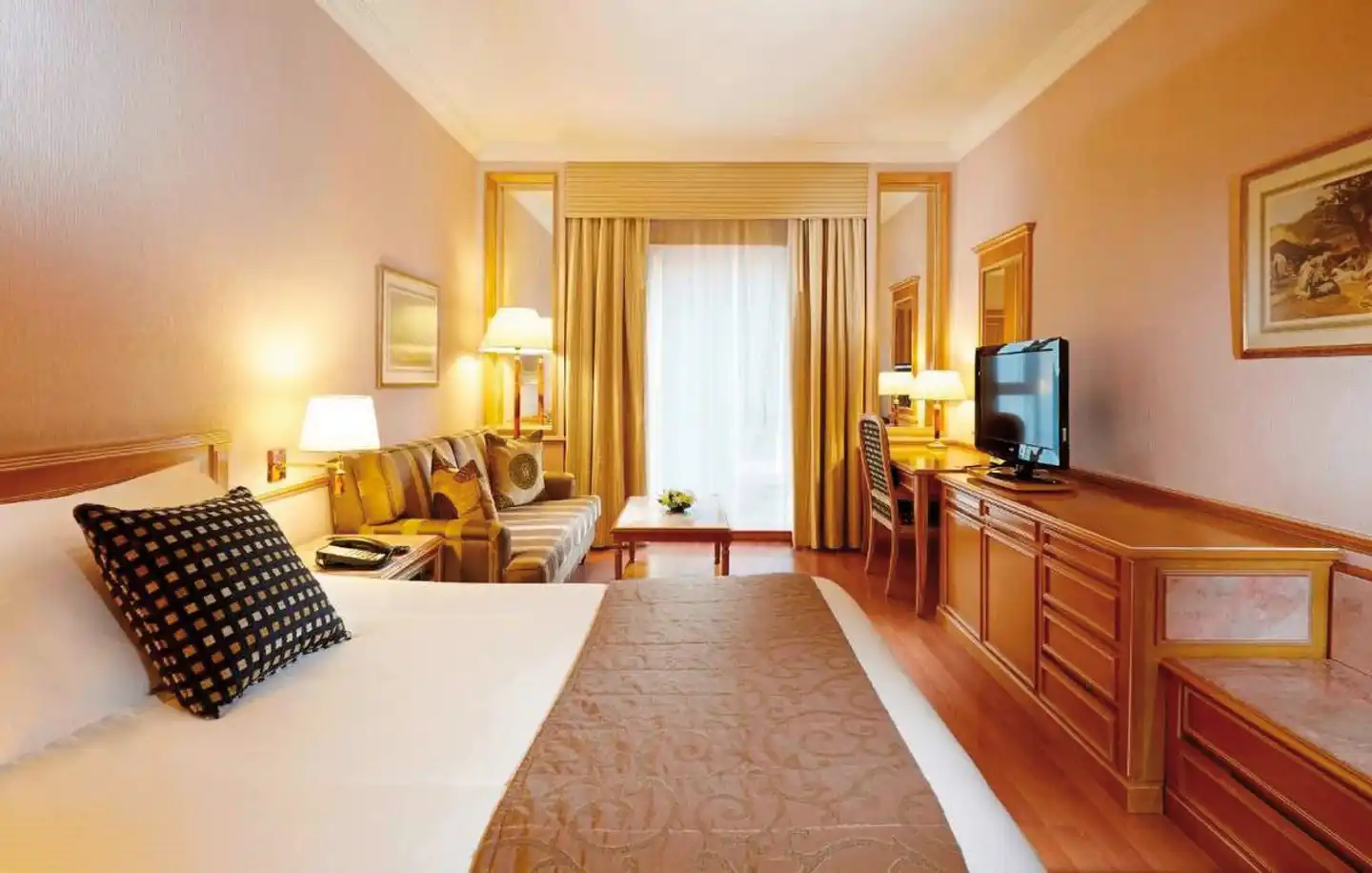 Millennium Plaza Downtown Hotel Wohnbeispiel