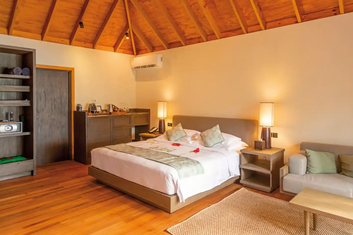 Veligandu Maldives Resort Island Wohnbeispiel