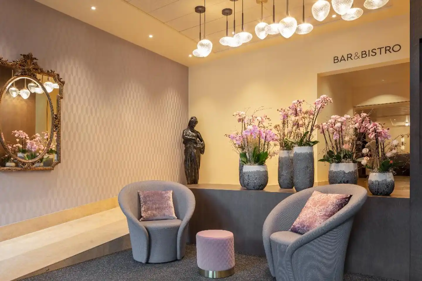 Hotel Victoria Lobby