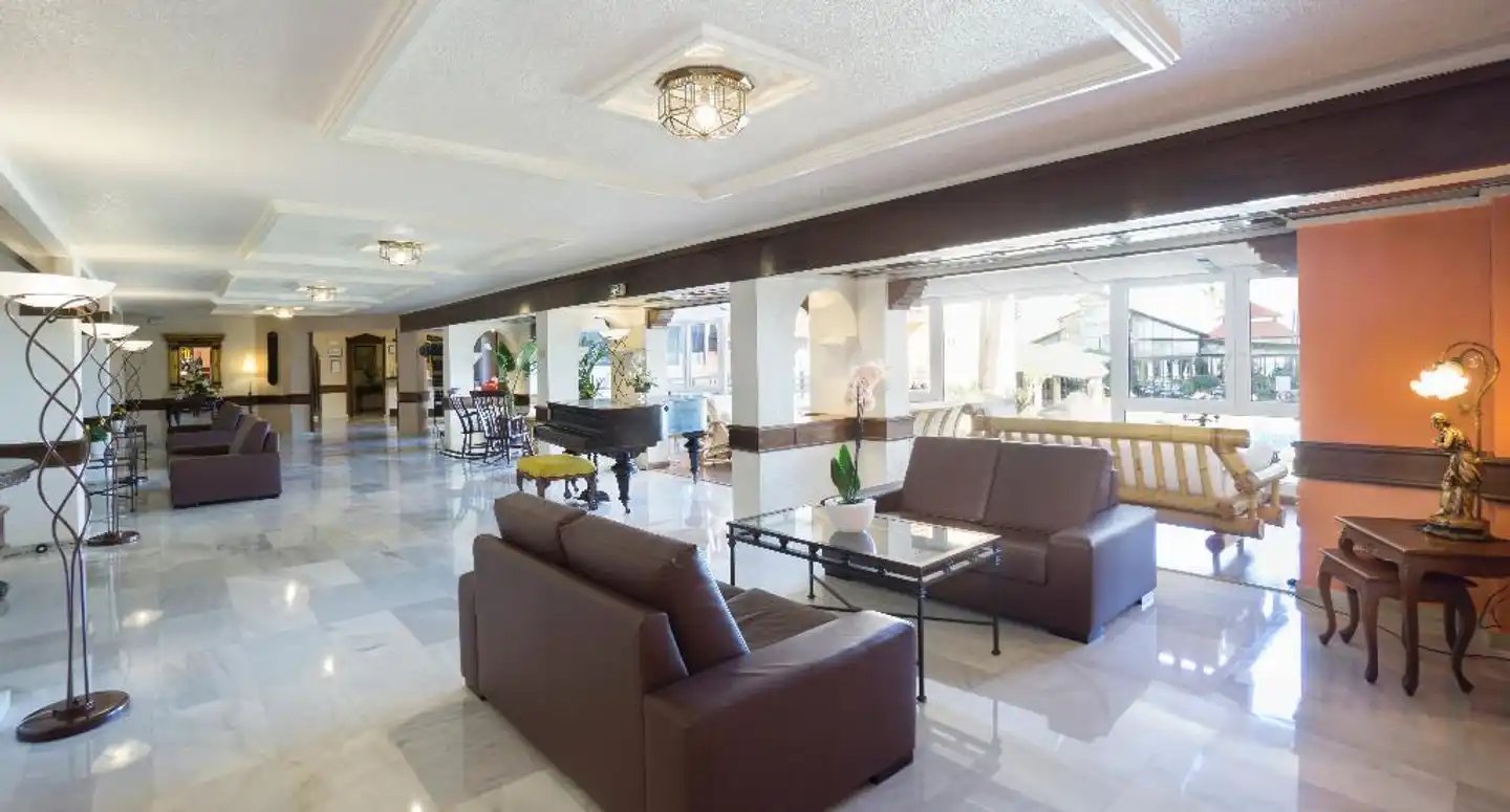 Hotel MS Tropicana Lobby