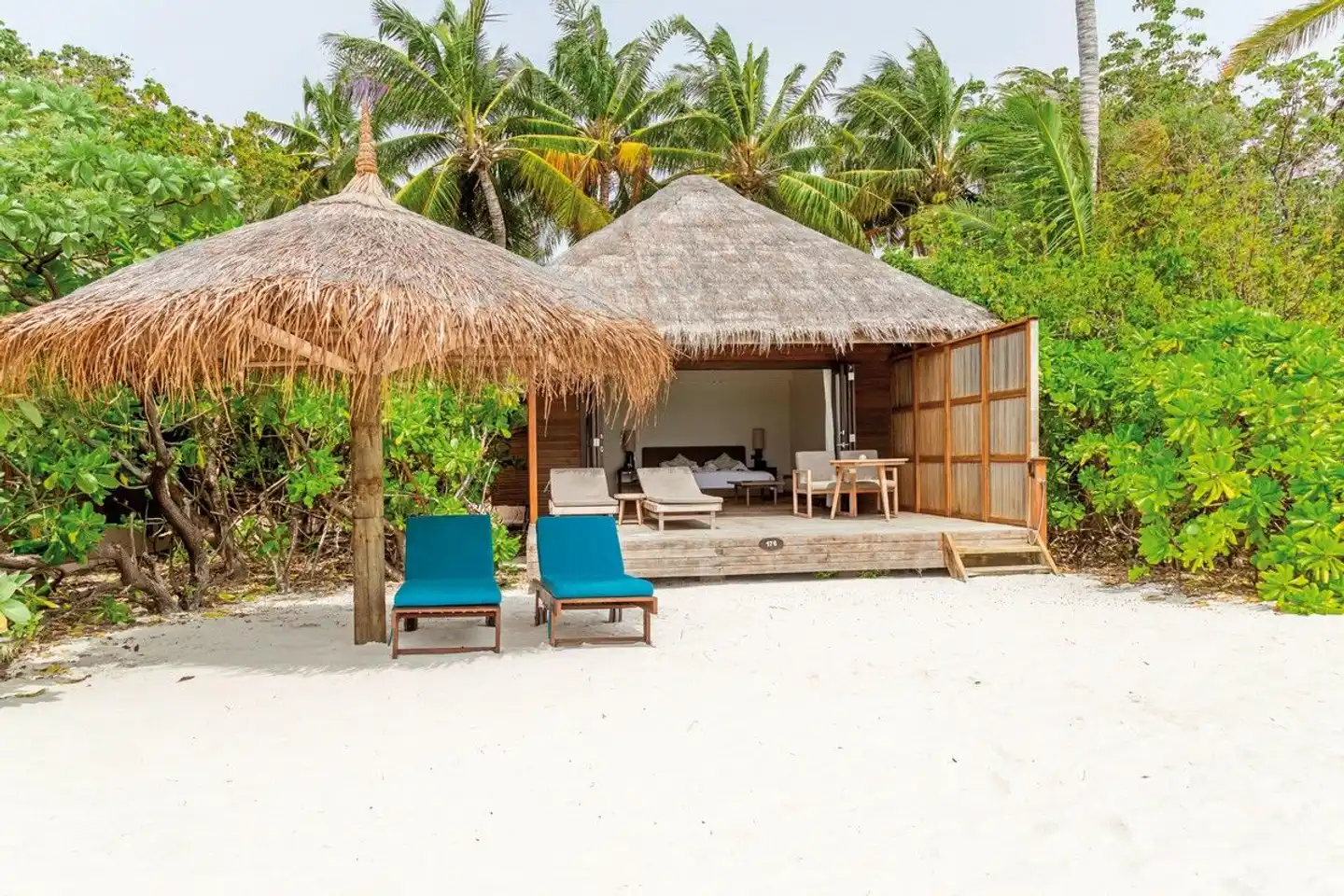 Veligandu Maldives Resort Island Strand