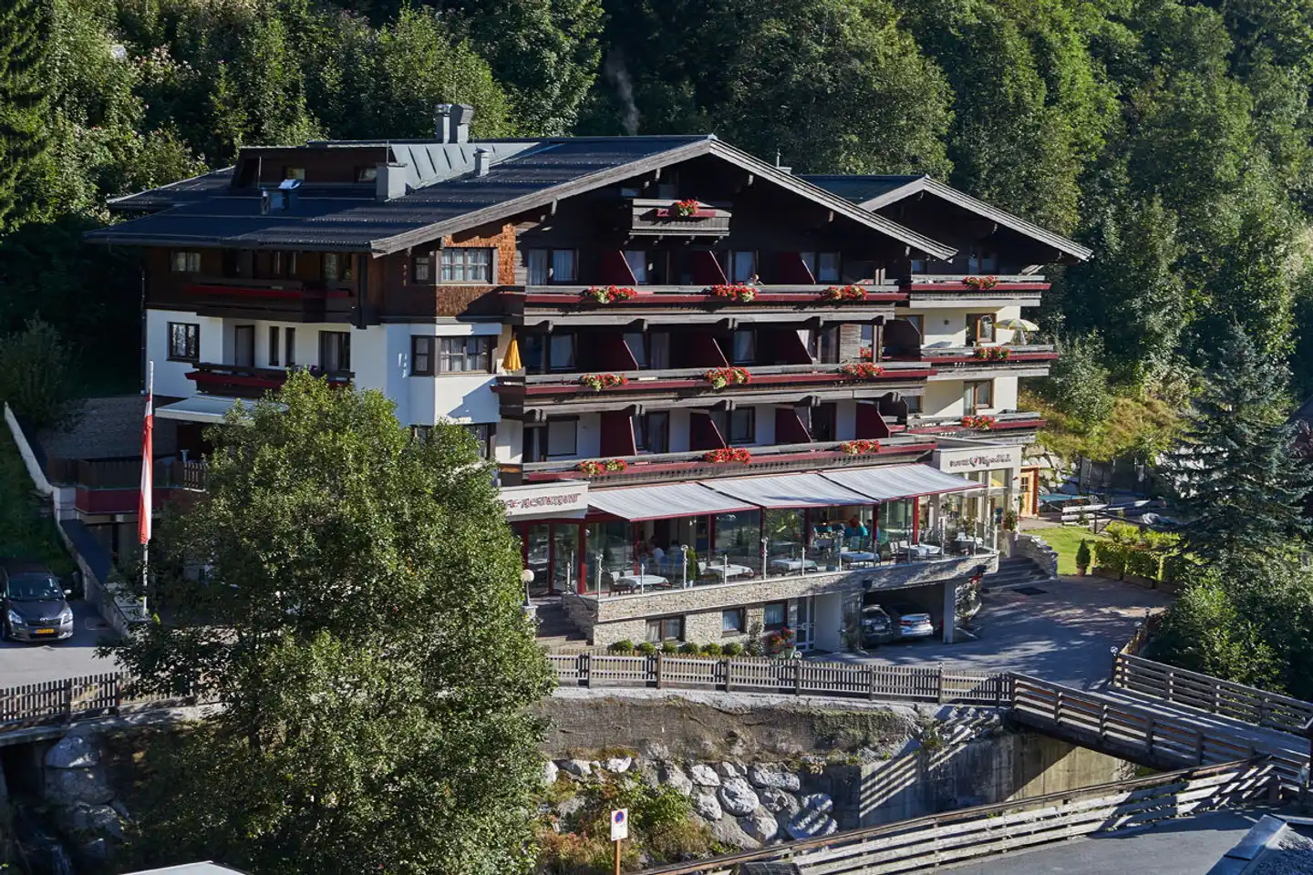 Hotel Alpenblick Aussenansicht