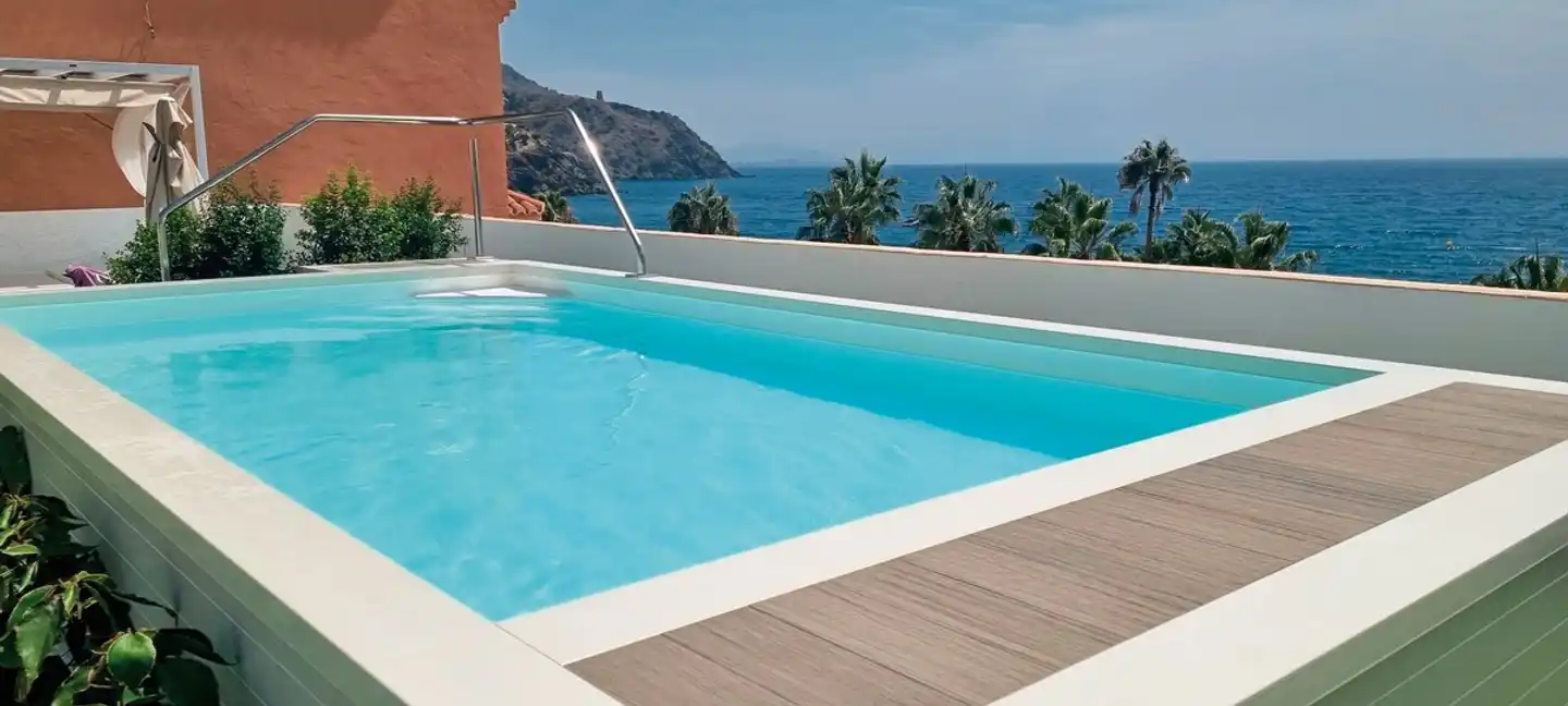 Bahia Tropical Pool