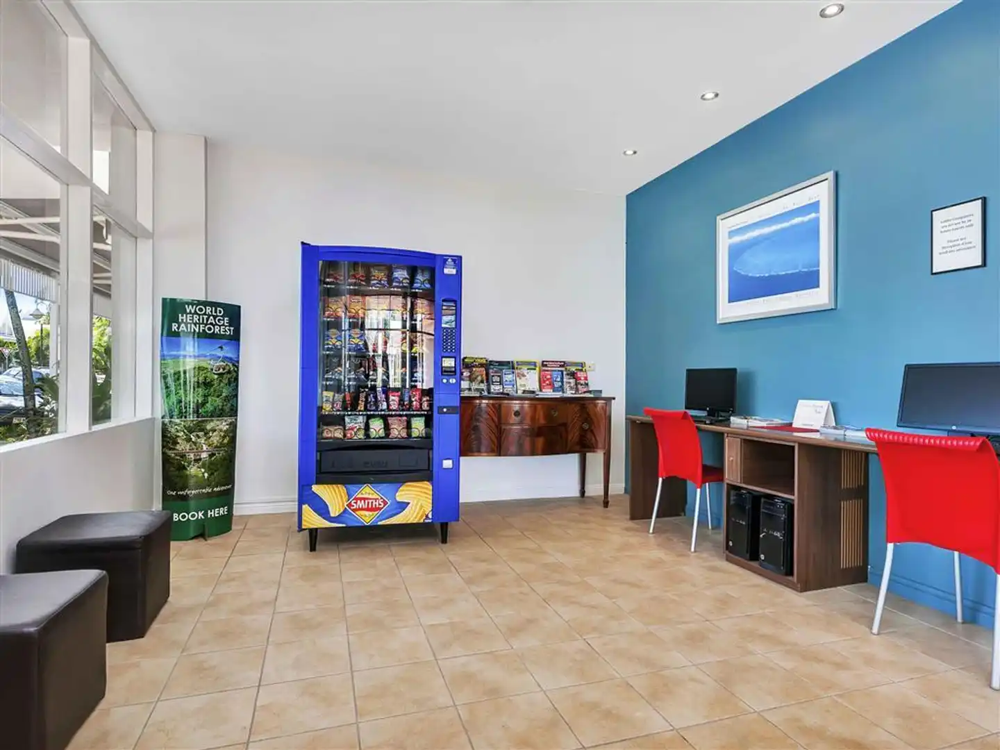 Mercure Cairns Lobby