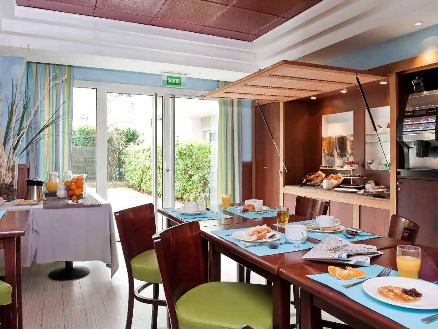 Aparthotel Adagio Paris Buttes Chaumont Restaurant