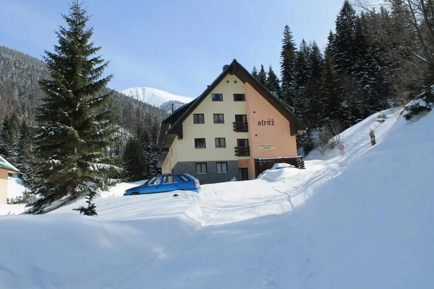 Esprit Aussenansicht