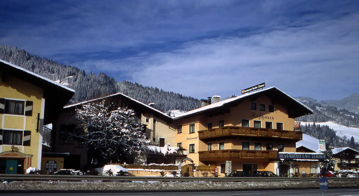 Gasthof Bacher Aussenansicht