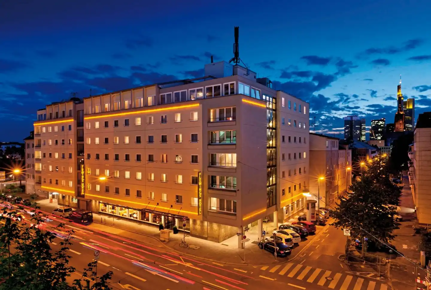 Flemings Hotel Frankfurt Main Riverside Aussenansicht