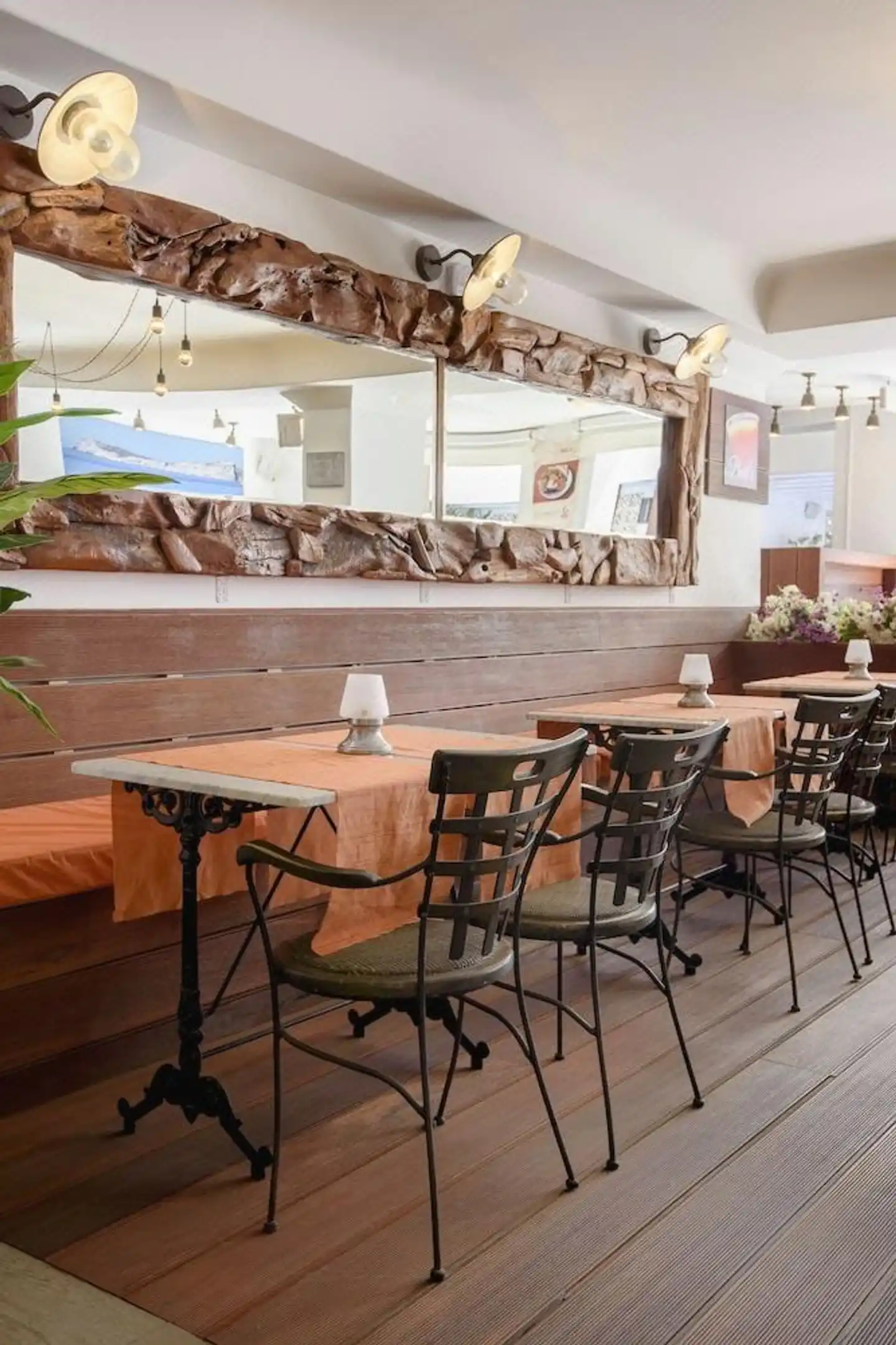 Florencio Hostal Bar