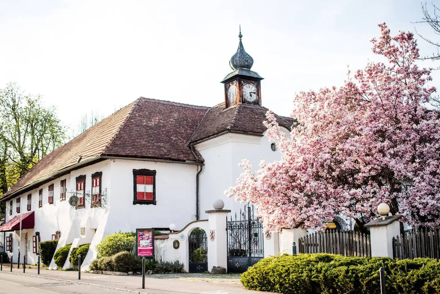 Schloß Leonstain Aussenansicht