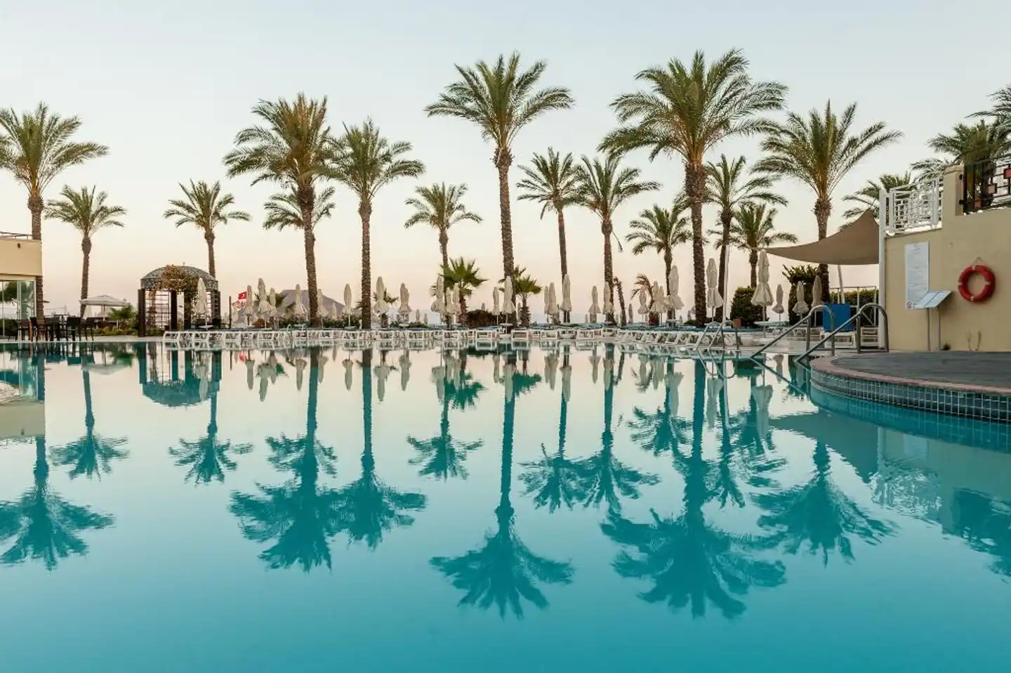 Arin Resort Pool