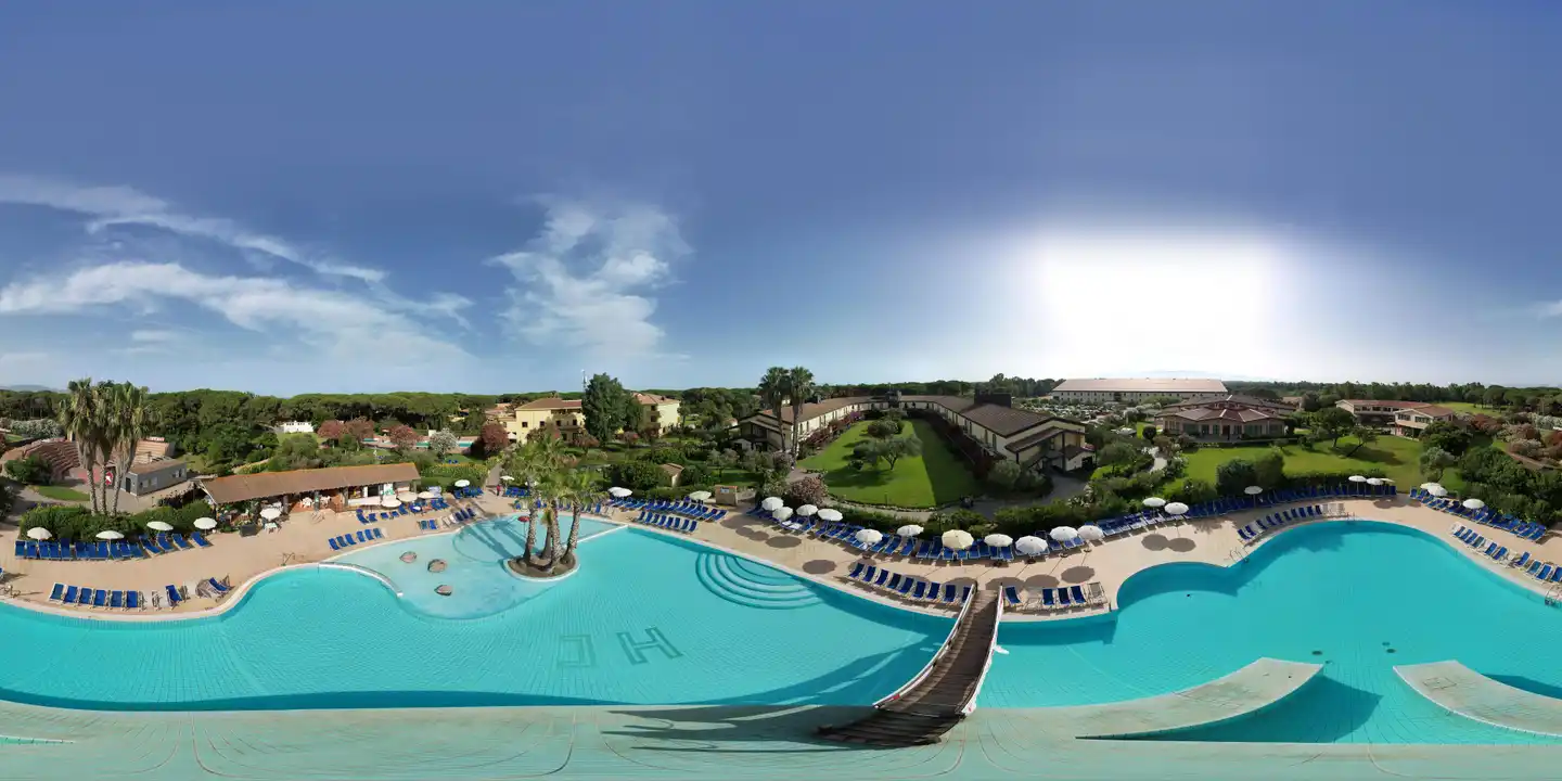 Horse Country Resort Congress & Spa Pool