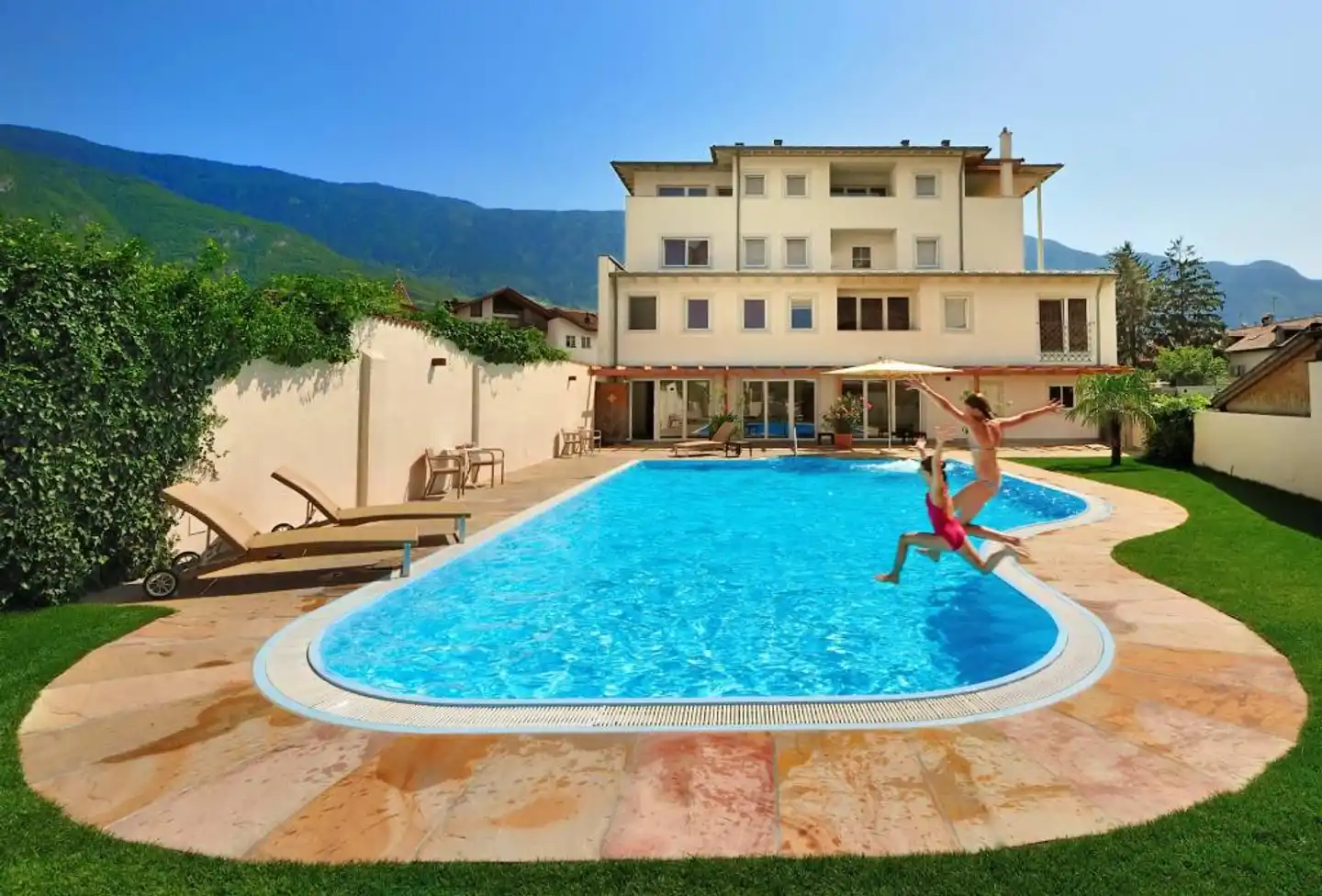 Teutschhaus Pool