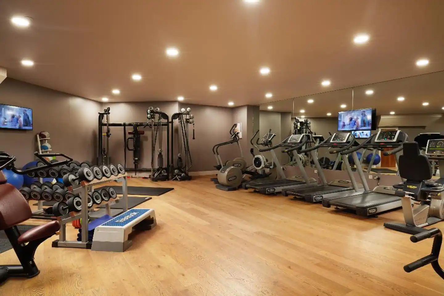 The Chelsea Harbour Hotel Sport und Entertainment