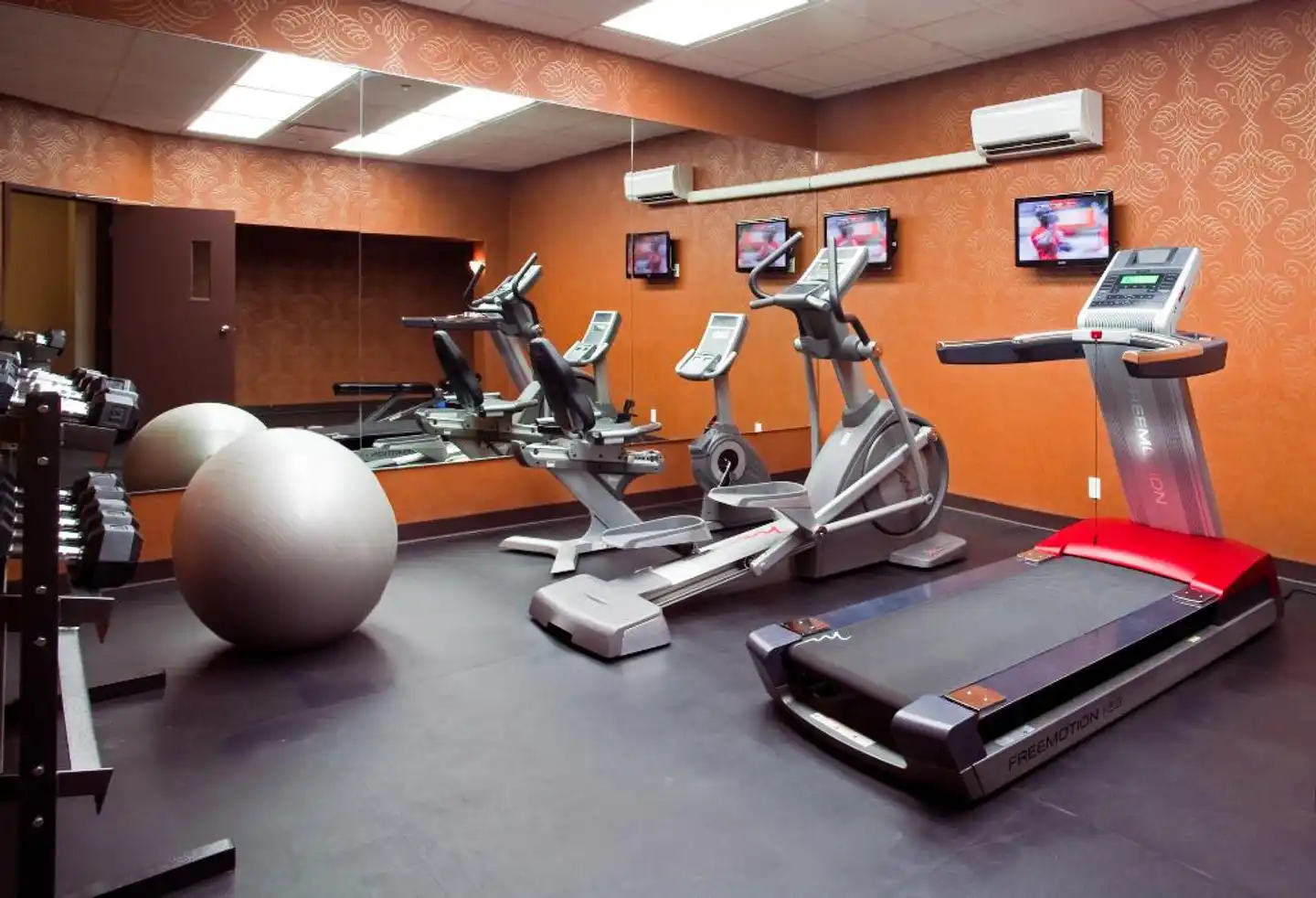 Coast Lethbridge Hotel & Conference Centre Sport und Entertainment