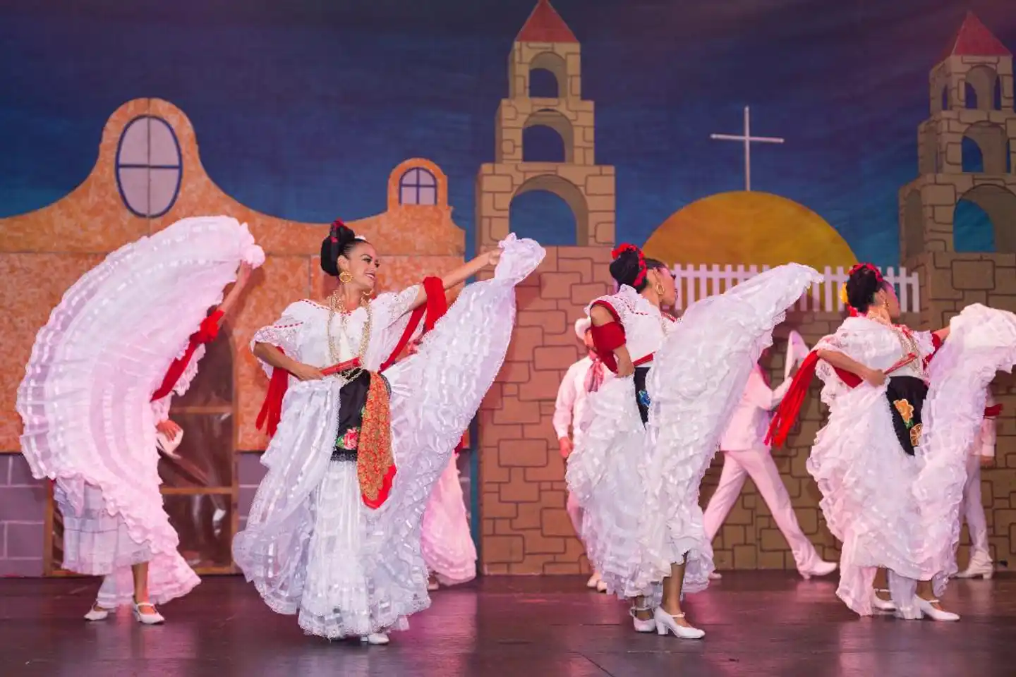 GR Solaris Cancun Sport und Entertainment