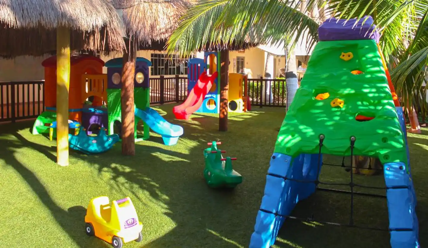 GR Solaris Cancun Sport und Entertainment
