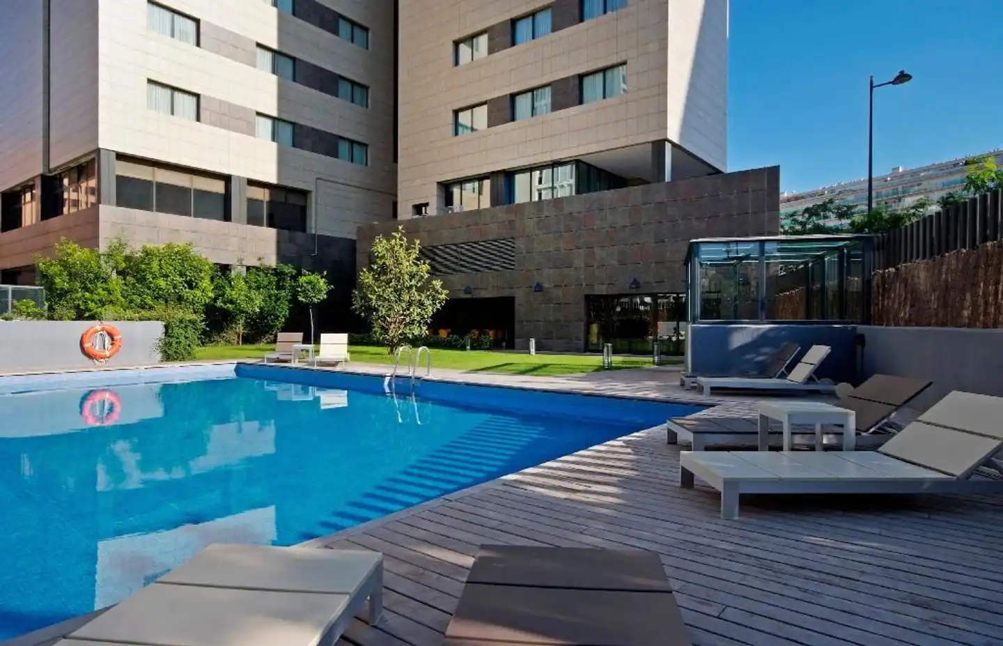 Hotel Valencia Oceanic Pool