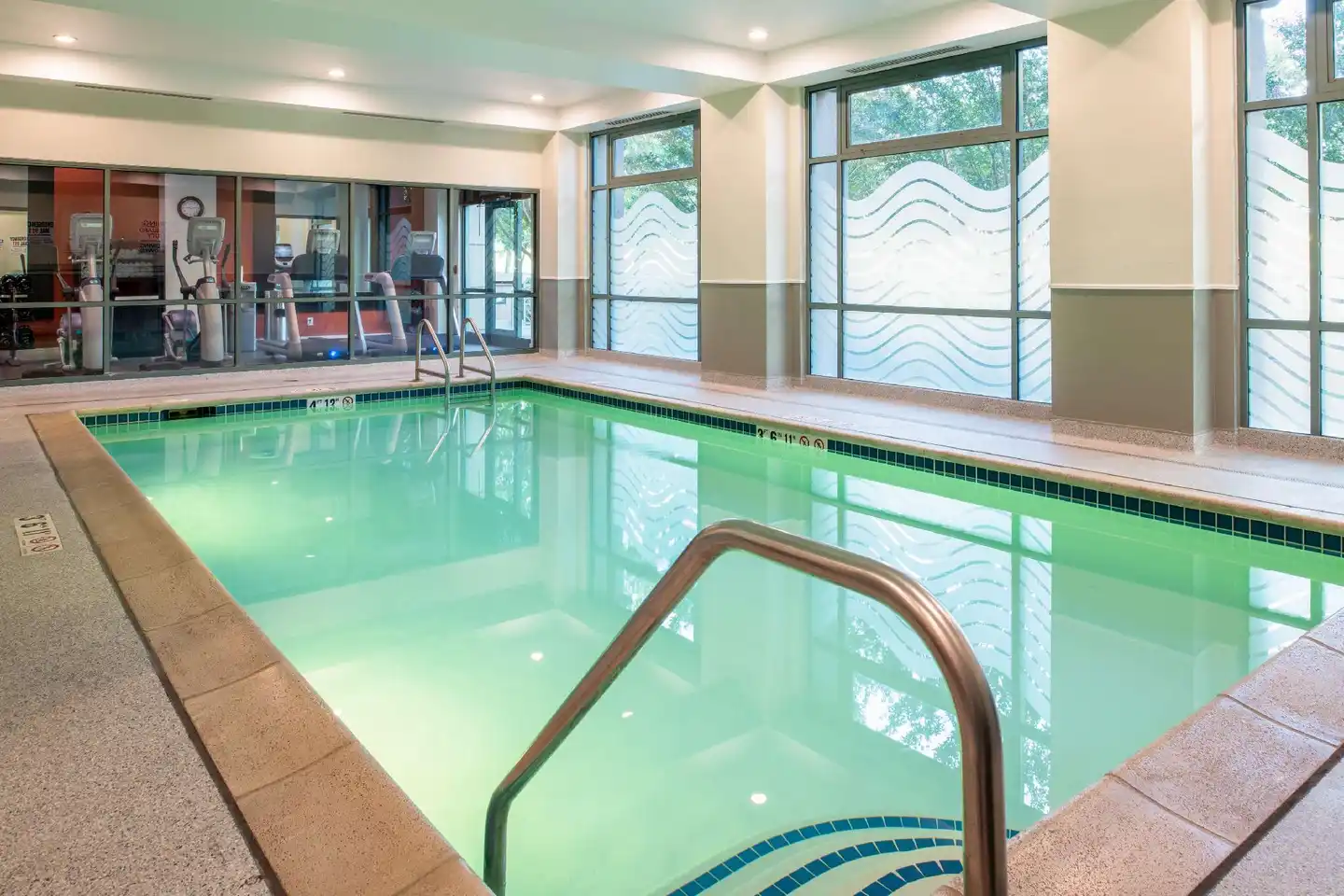 Embassy Suites by Hilton Sacramento - Riverfront Promenade Hallenbad