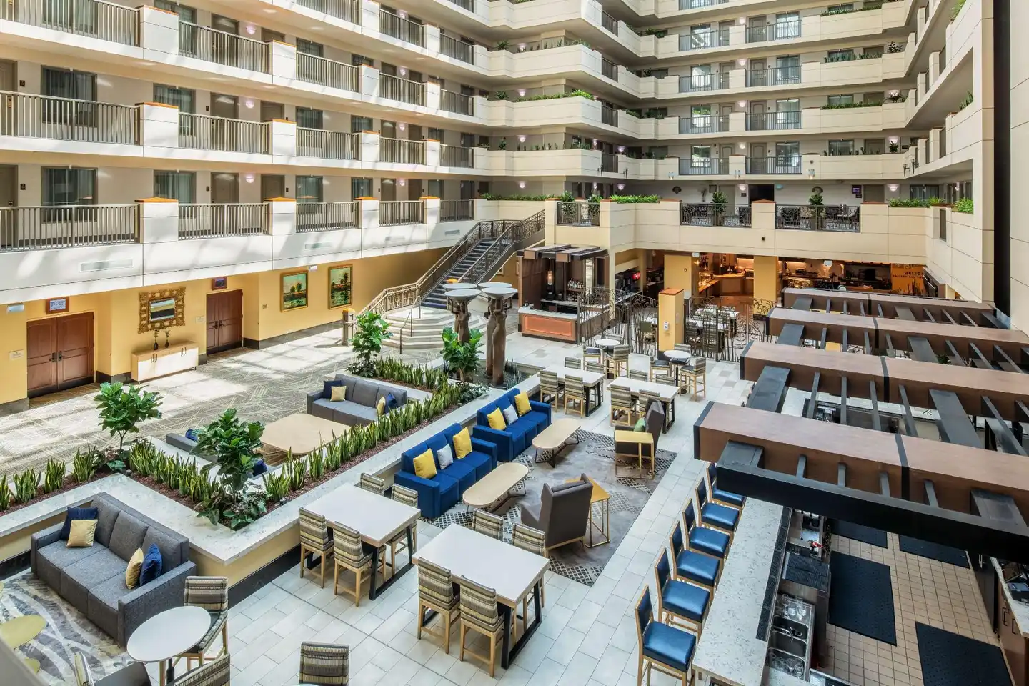 Embassy Suites by Hilton Sacramento - Riverfront Promenade Aussenansicht