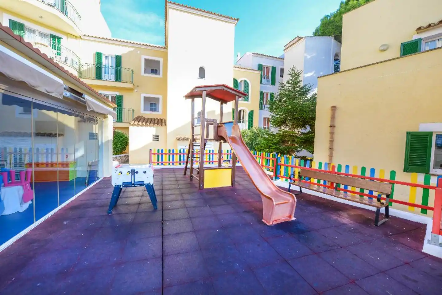 Ona Cala Pi Sport und Entertainment