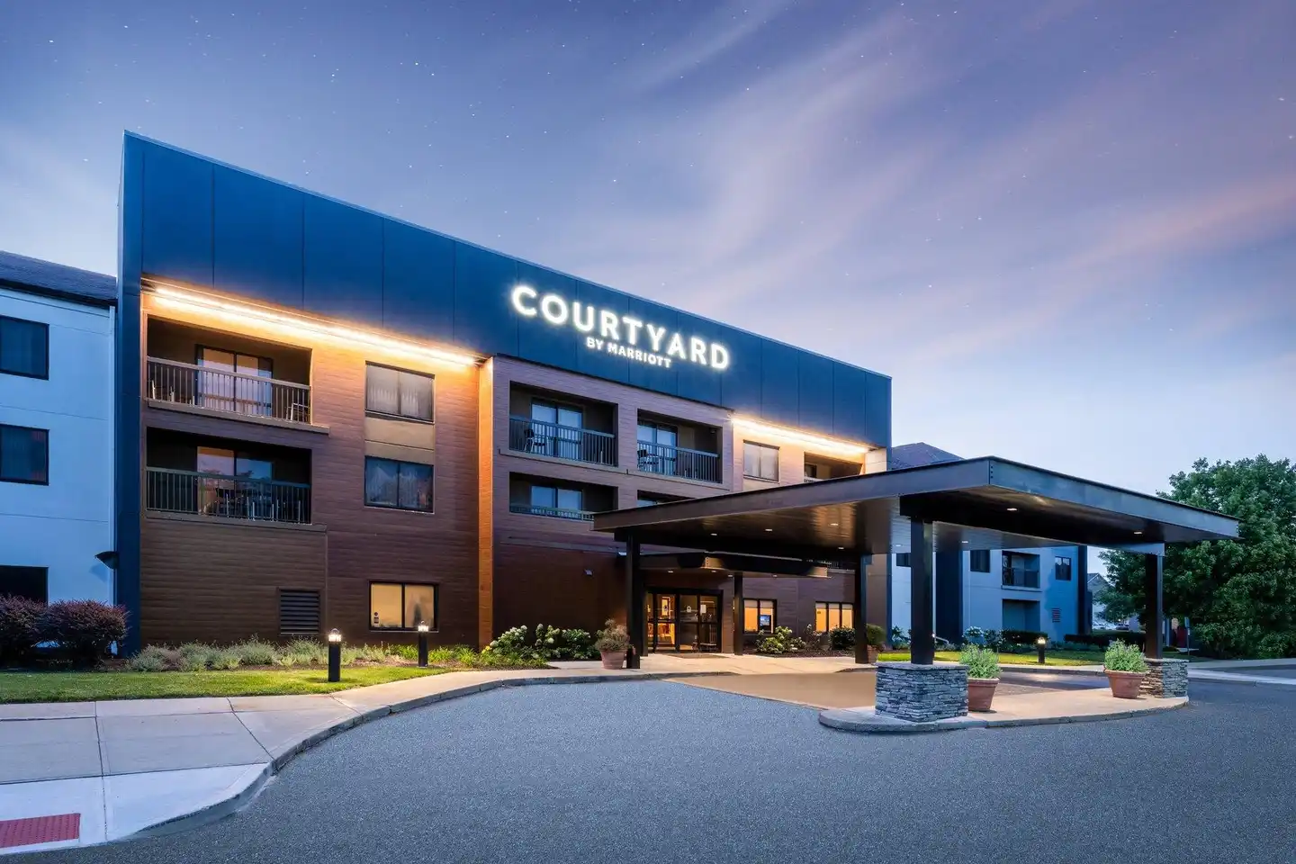 Courtyard by Marriott Columbus Airport Aussenansicht