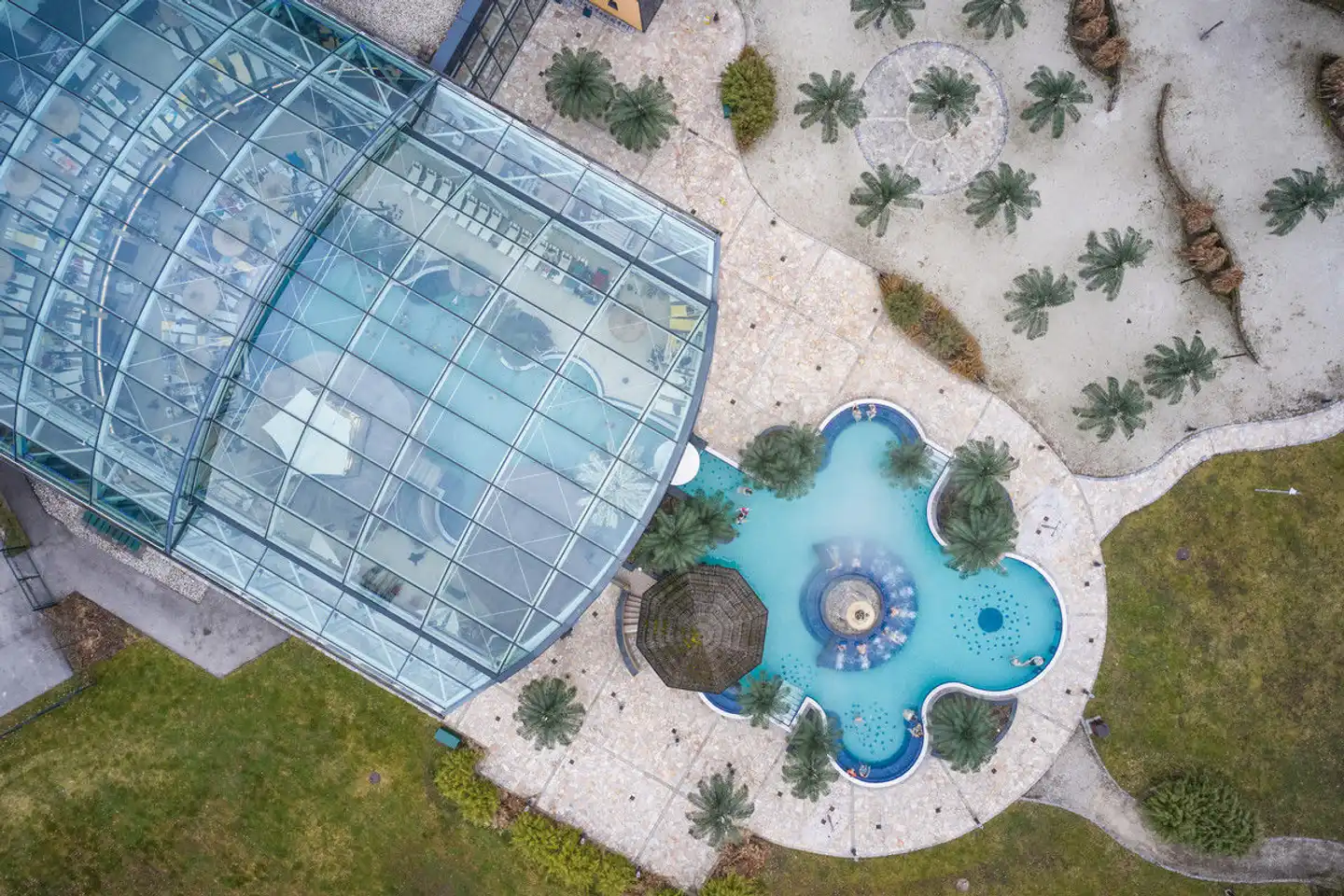 Paradiso Pool