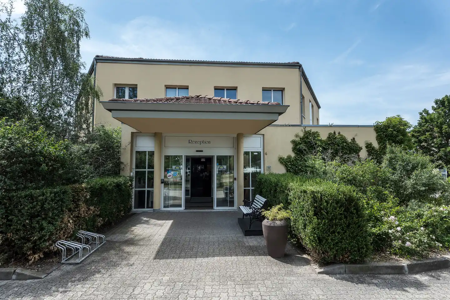 Days Inn by Wyndham Dessau Aussenansicht