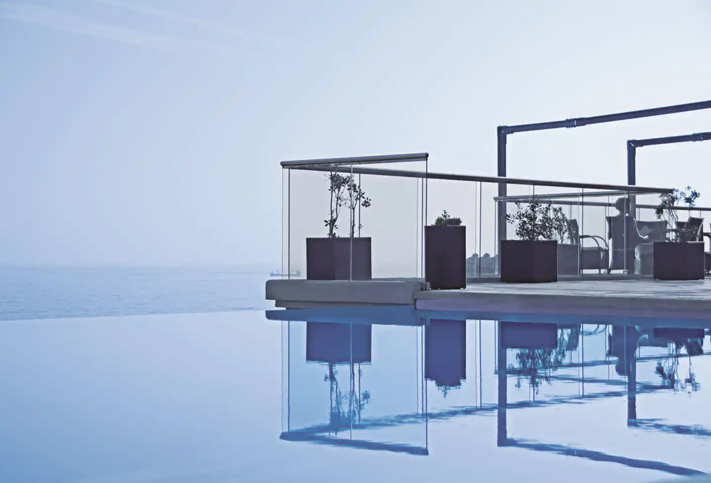AX The Palace Pool