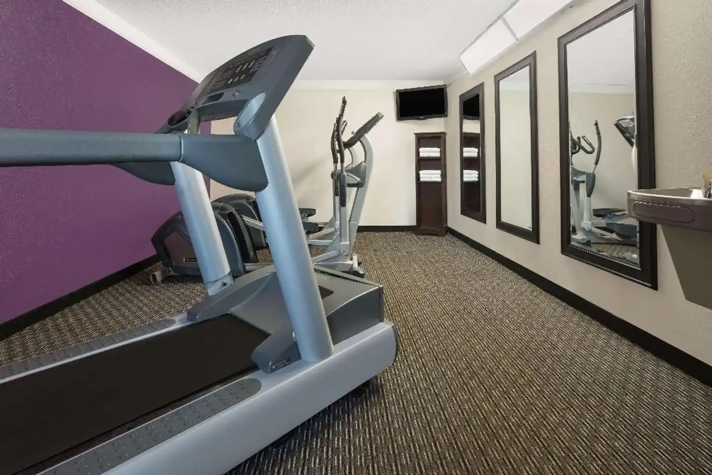 Baymont by Wyndham Greenville Woodruff Rd Sport und Entertainment