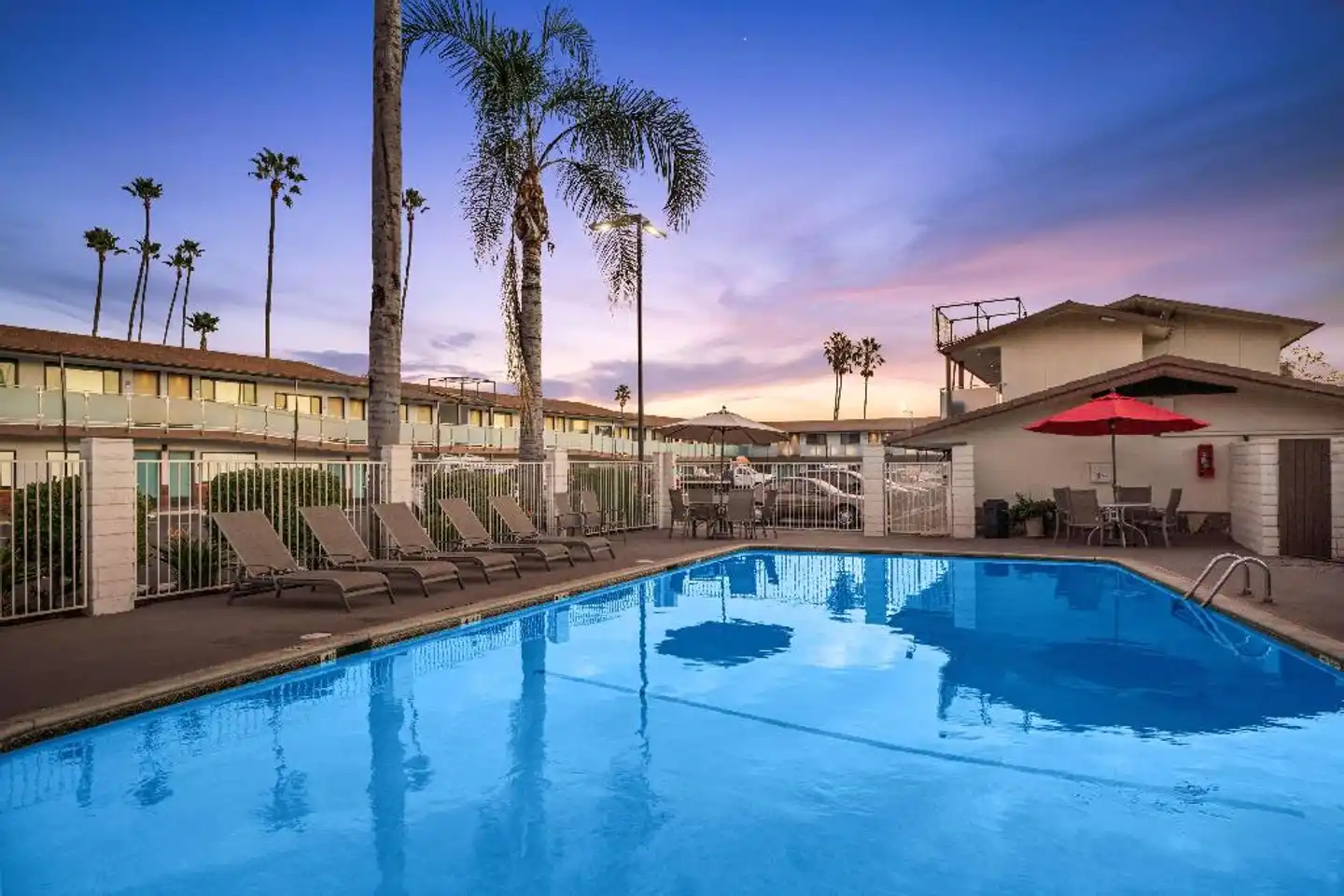 Best Western PLUS Inn of Ventura Pool