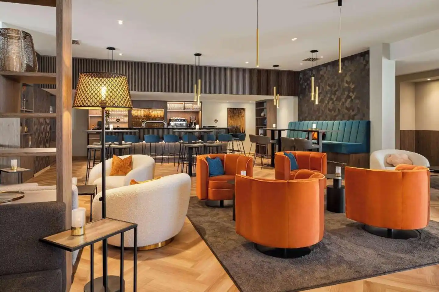 Vienna House Easy by Wyndham Frankfurt Airport Bar
