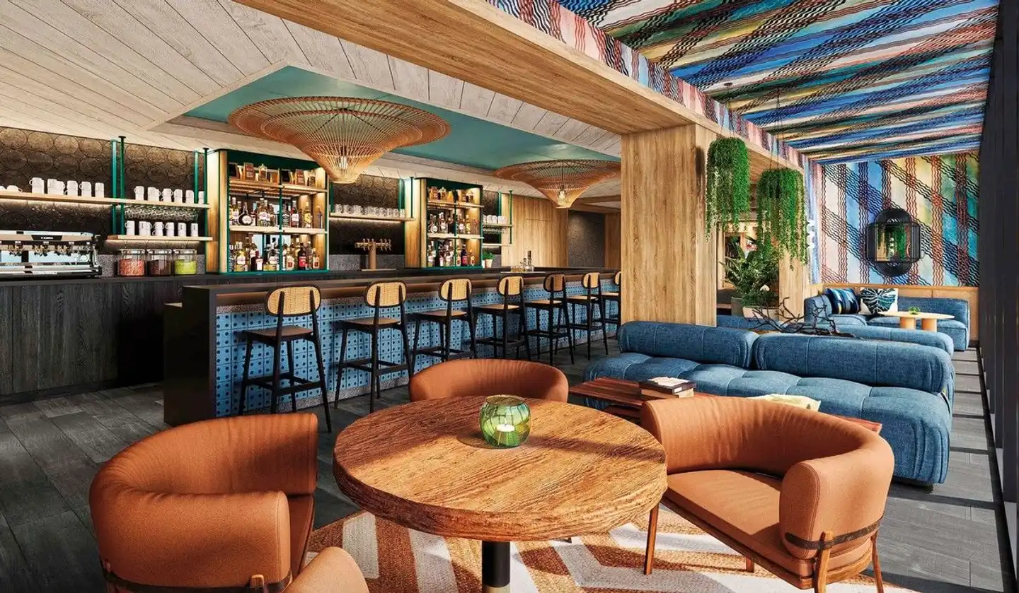 Romer House Waikiki Bar