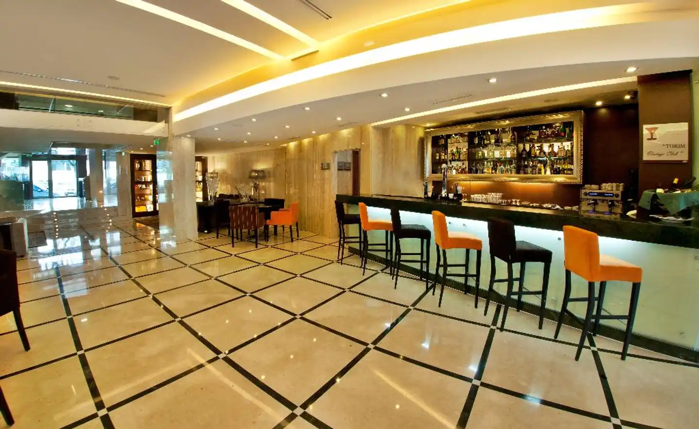 TURIM Alameda Hotel Bar