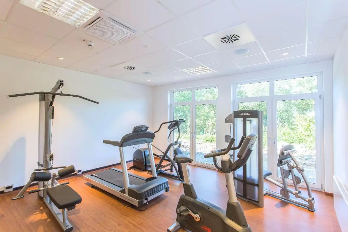 Best Western Queens Pforzheim-Niefern Sport und Entertainment