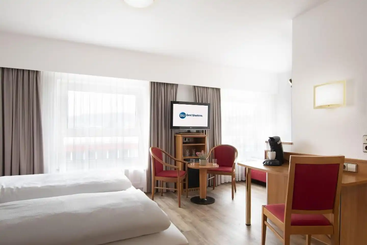 Best Western Queens Pforzheim-Niefern Wohnbeispiel