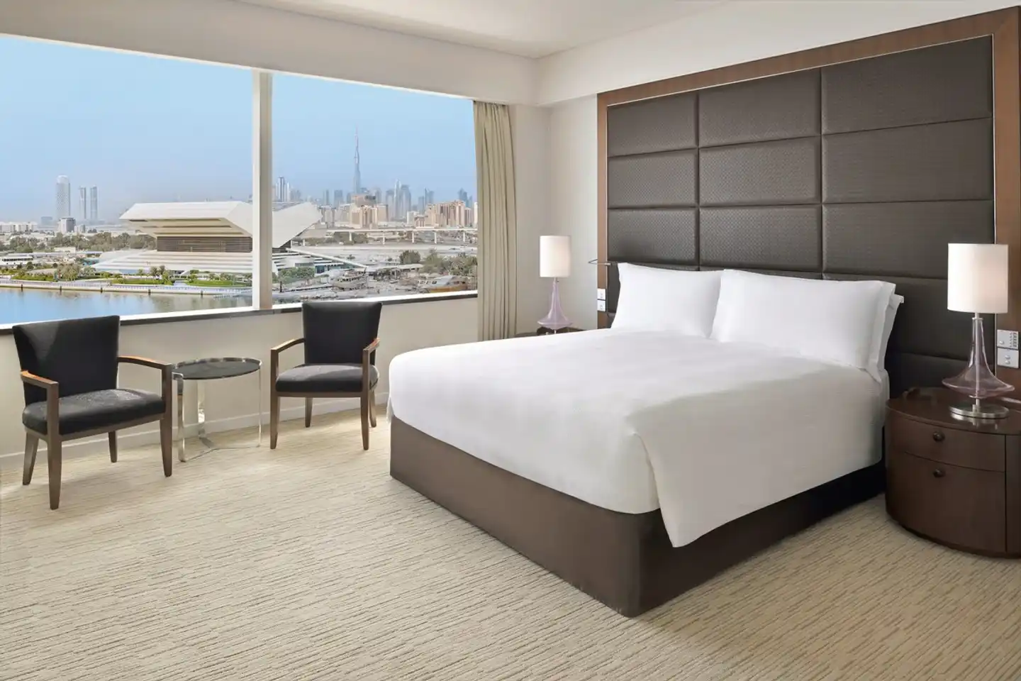 Crowne Plaza Dubai Festival City Wohnbeispiel