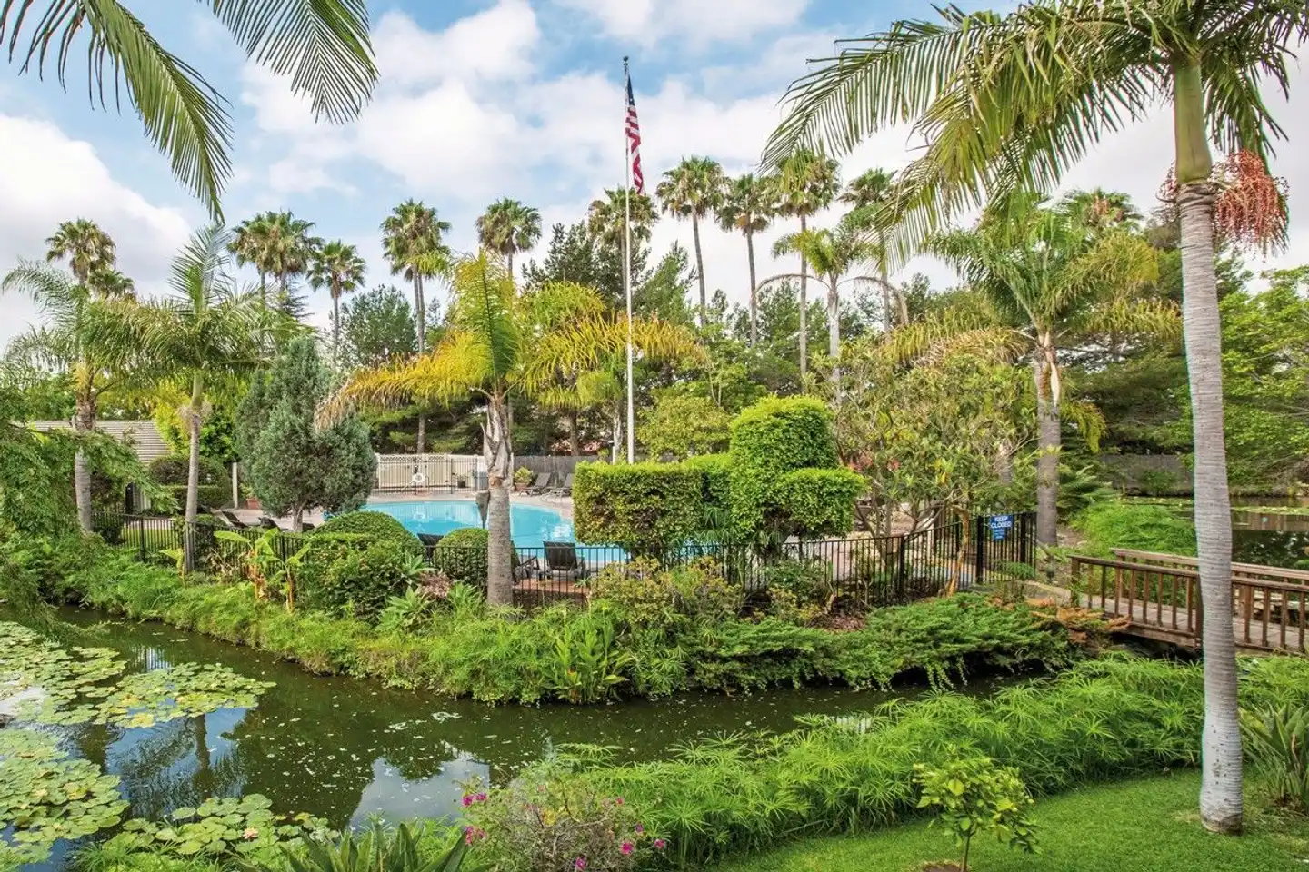 Ramada by Wyndham Santa Barbara Aussenansicht