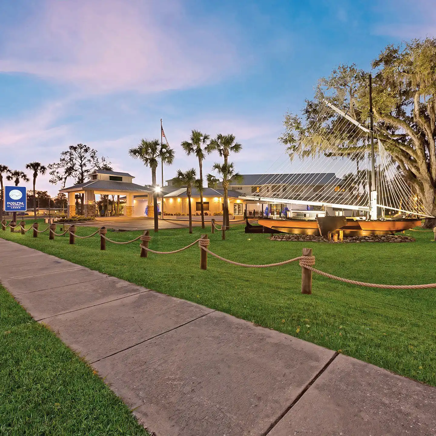 Paddletail Waterfront Lodge Sport und Entertainment