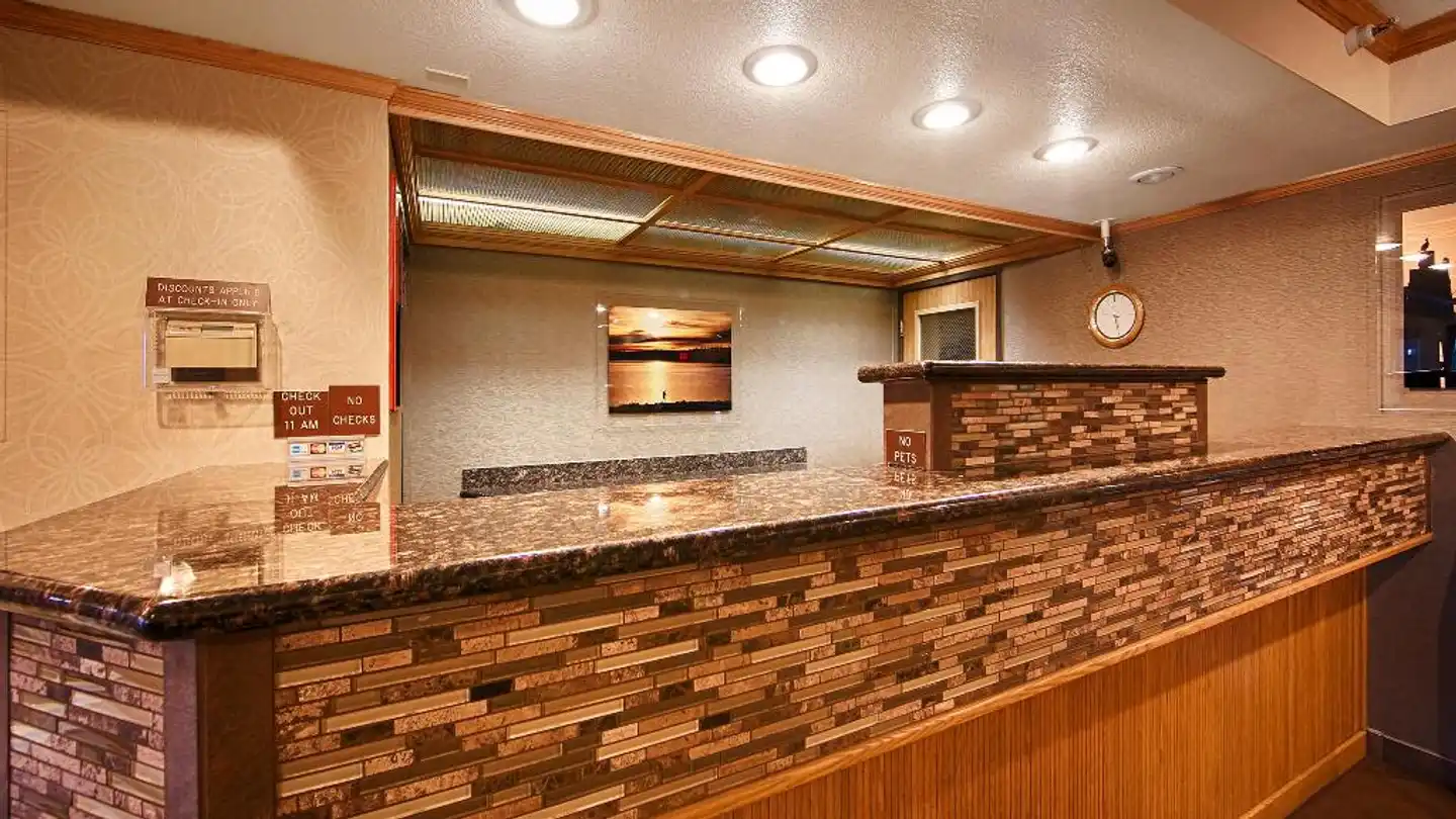 Best Western PLUS Landmark Inn Wellness