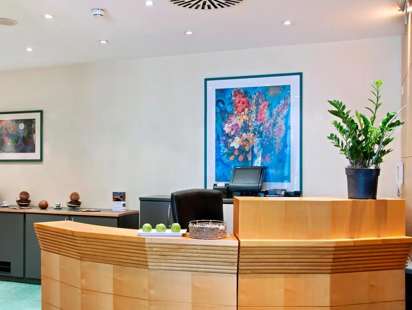 Hilton Mainz City Lobby