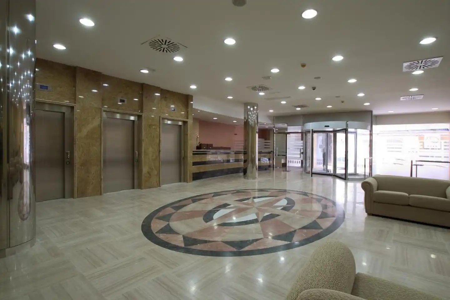 Calabahia & SPA Lobby