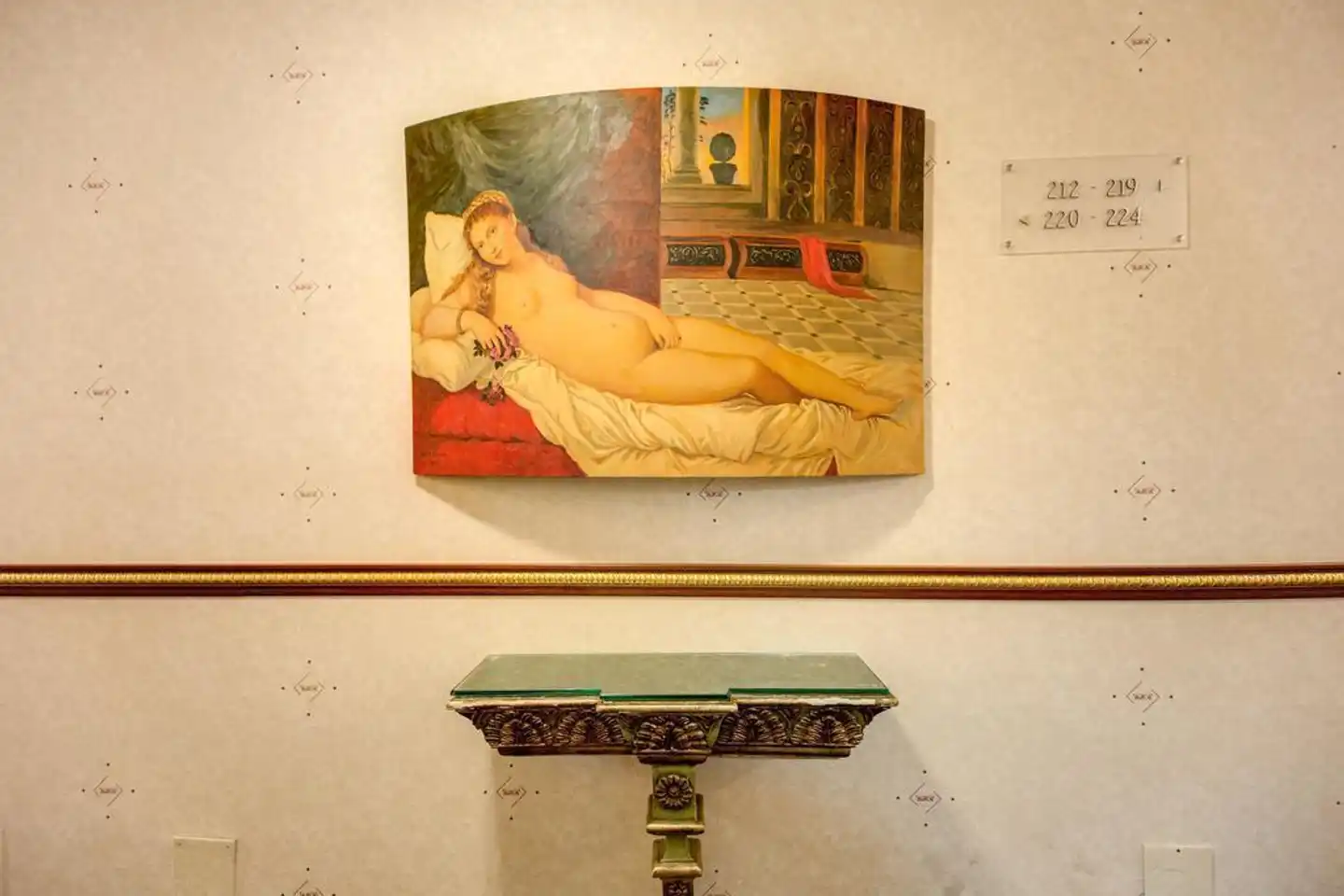 Romana Residence Lobby