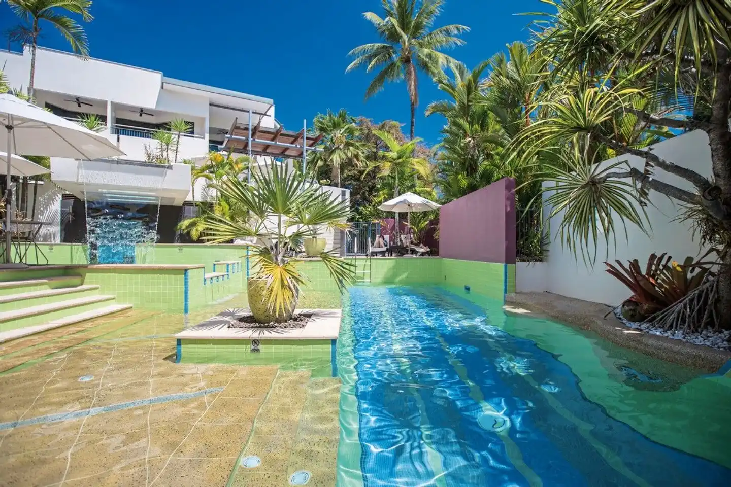 Peninsula Boutique Hotel Pool