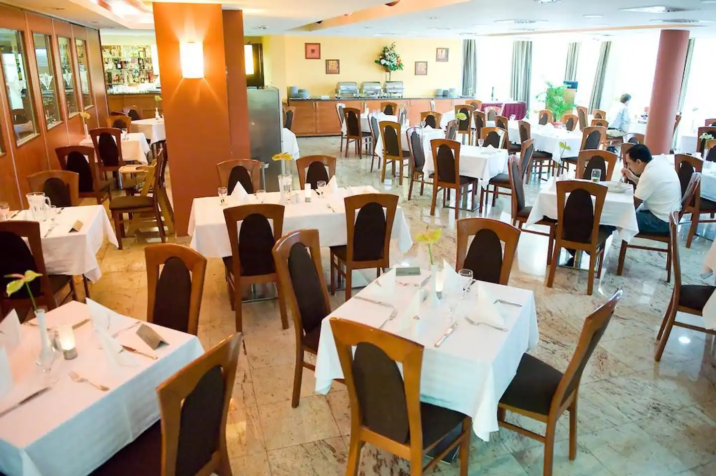 Airport-Hotel Budapest Restaurant